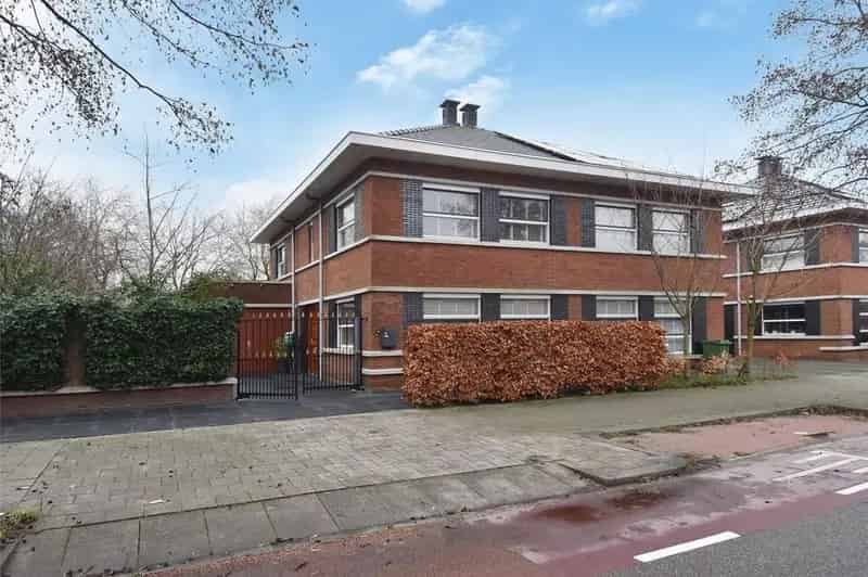Ruime Energiezuinige Tweekapper Den Haag Leidschenveen