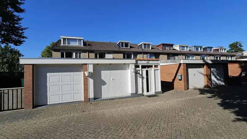 Huis te koop: Rialen 4 1566 XJ Assendelft | Funda