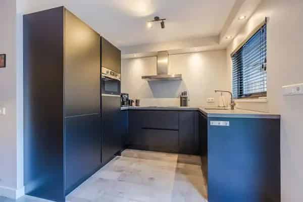 Ruime Tussenwoning Halsteren 4 slaapkamers Instapklaar