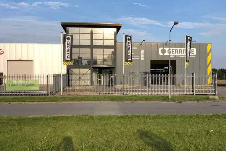 321 m2 Kantoorruimte te Huur Almere