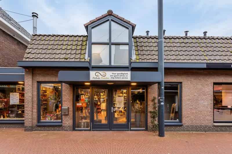 Winkel te Huur Veghel Centrum Toplocatie Garage Opslag