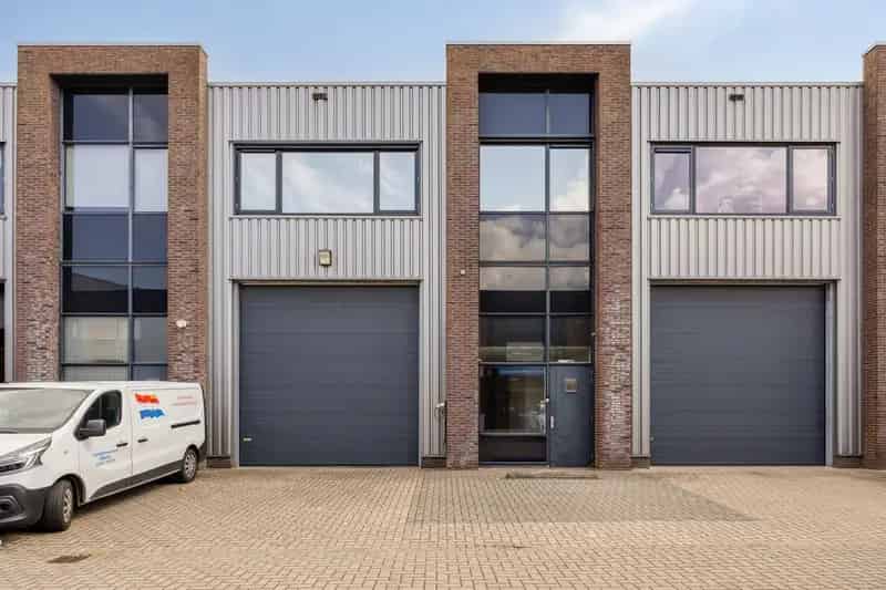 Bedrijfshal te koop Nijkerk 230m2
