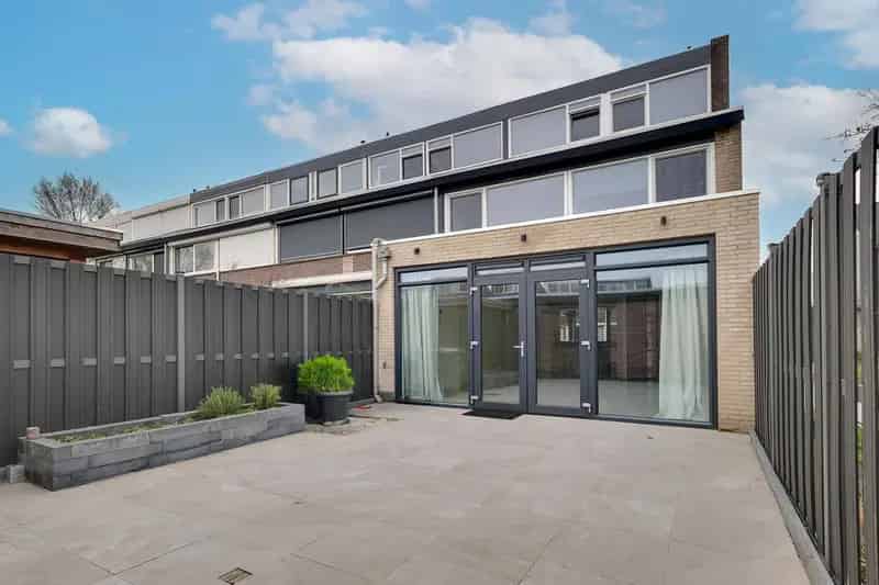 Moderne 4 Slaapkamers Hoekwoning Westervoort Grote Garage