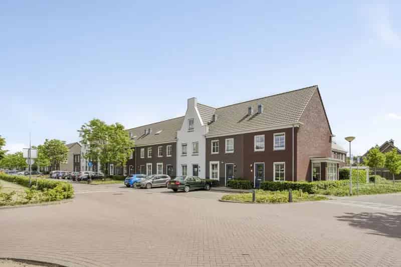 Moderne woning Deurne 3 slaapkamers tuin op het zuiden