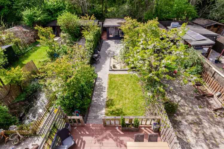 Ruime Tussenwoning Boswijk Lelystad 144m2 Tuin Woldpark