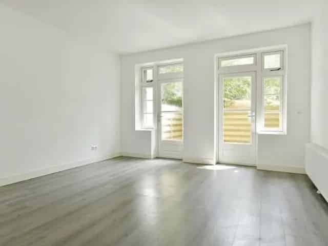 Ruime 6-kamer benedenwoning Amsterdam Bos en Lommer