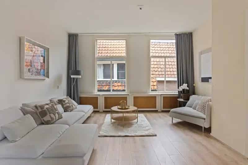 Huis te koop Leiden Centrum: Karakteristieke woning uit 1750