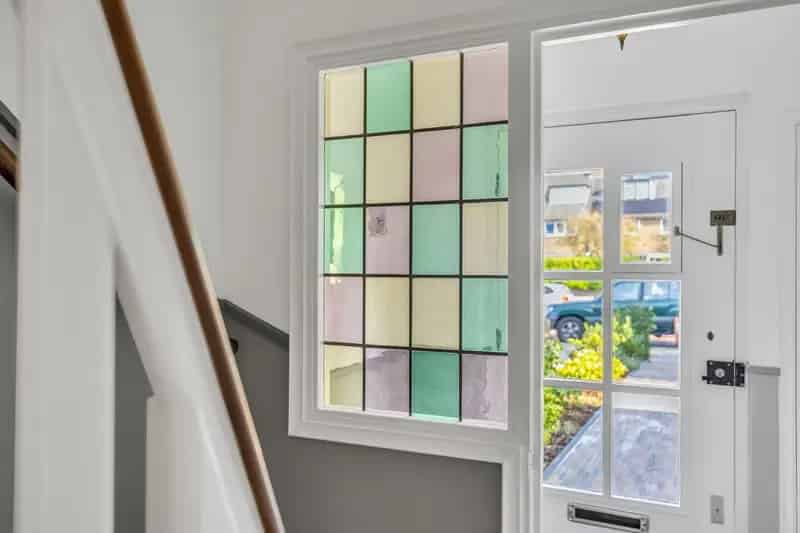 Huis te koop Bussum: Ruime gezinswoning met diepe tuin en sauna