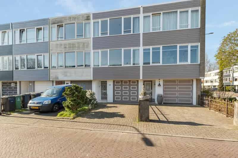 Ruime Drive-in Woning Hilversum te koop