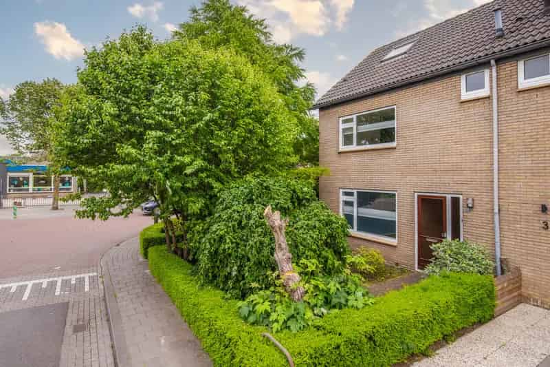 Huis te koop: Diepenbrockstraat 1 6904 ER Zevenaar 