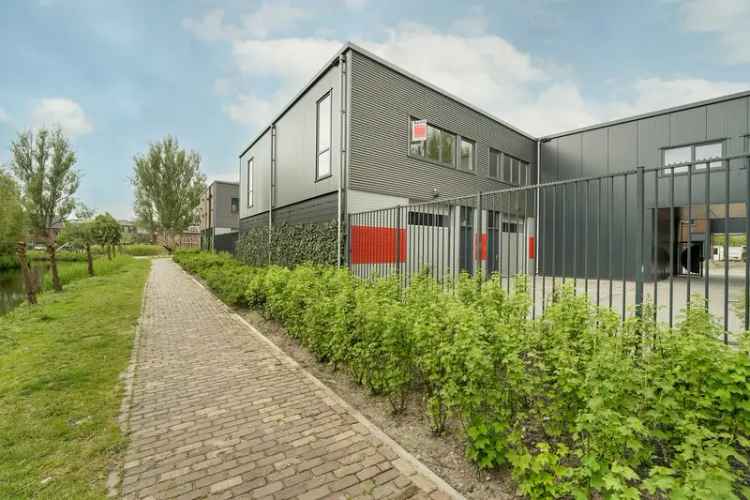 Bedrijfshal Leiden te huur 96m2 Floris Versterlaan