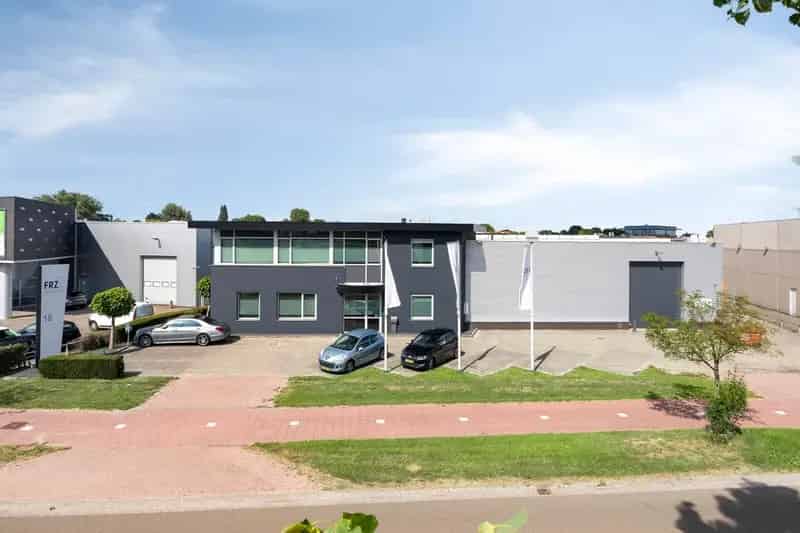 Bedrijfshal Waalwijk | Zoek bedrijfshallen te huur: Prof. Asserweg 18 5144 NC Waalwijk 