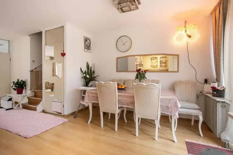 5 Slaapkamers Ruime gezinswoning Batau Zuid Energielabel B