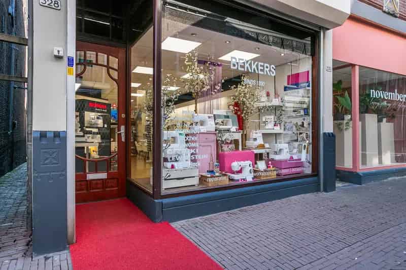 Winkelruimte te koop Dordrecht: Historisch pand met mogelijkheden