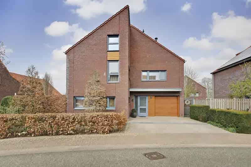 6 Slaapkamers Vrijstaand Huis Hout-Blerick  Energielabel A