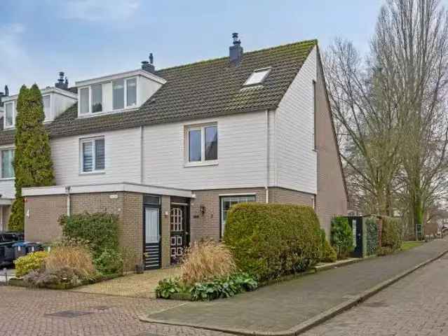 4-Kamer Hoekwoning Middenhoven Amstelveen