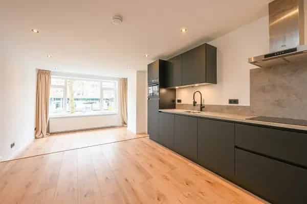 Kamer Mathenesserdijk Rotterdam: Luxe woning voor studenten en woningdelers