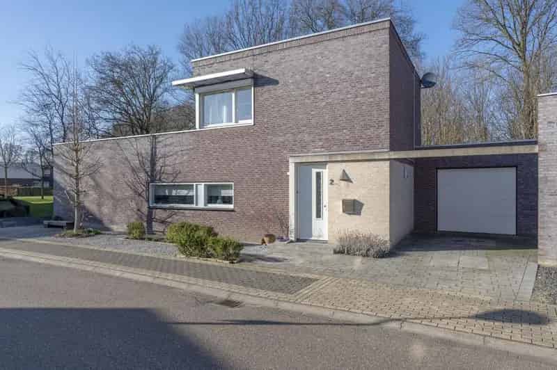 Moderne Semi-Bungalow te Sittard - 4 slaapkamers, 2 badkamers