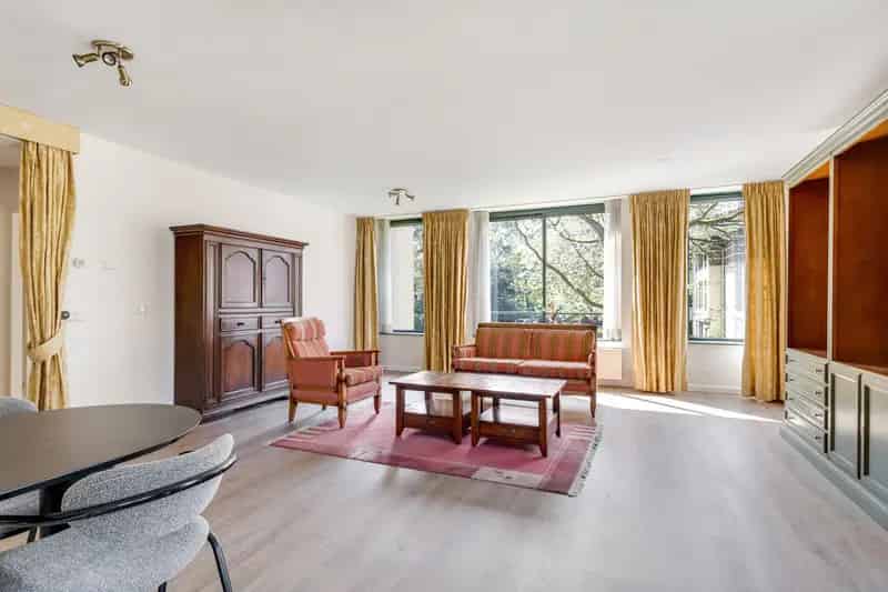 Zeer ruim appartement Park Finspong 117m2 levensloopbestendig