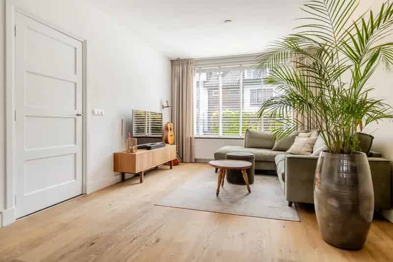 Huis te koop Breda Ginneken 3 slaapkamers moderne keuken