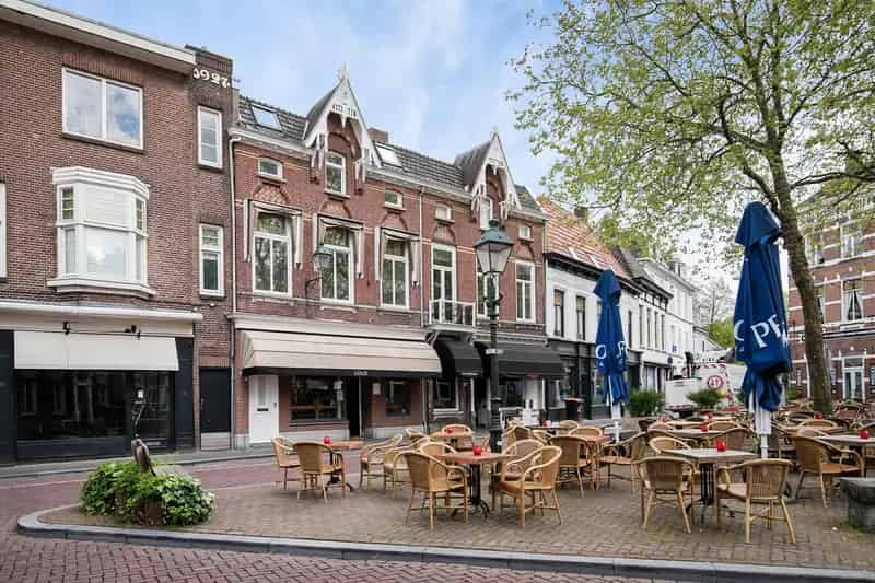 Gerenoveerde Bovenwoning Ginnekenmarkt Breda