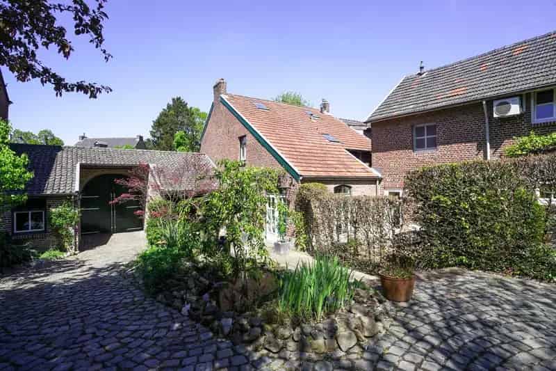 Twee Woningen  Gastenverblijf  Mechelen  Ruime Tuin  Privacy