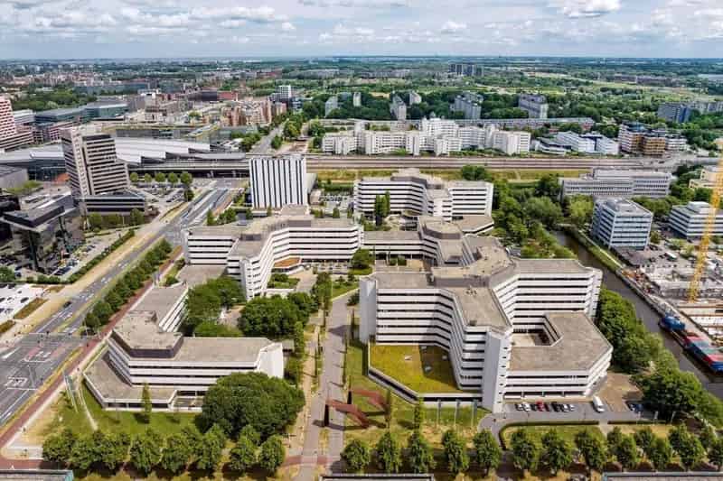 Kantoorruimte Amsterdam Zuidoost ArenA 1884m2 te huur
