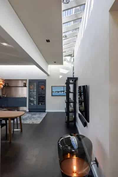Moderne Villa aan de Waal met Wellness en Aanlegsteiger