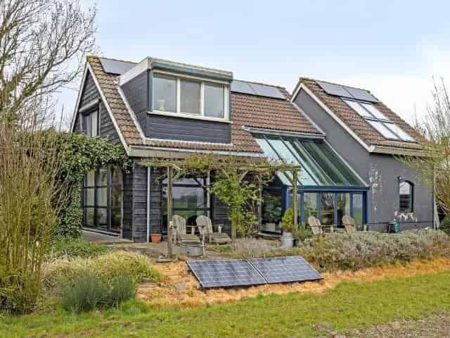 Woning te koop: Loonsedijk 23 4926RK Lage Zwaluwe Vastgoed Nederland