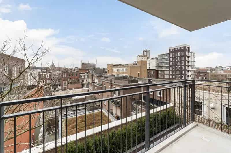 Nijmegen appartement te koop: 2-kamer appartement met balkon en parkeerplaats
