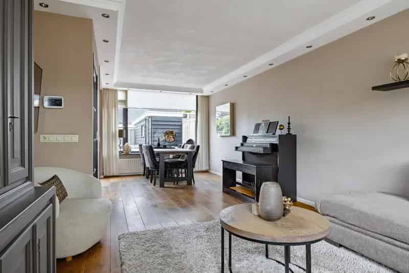 Huis Te Koop , 21, 's-Gravenweg, Nieuw-Beijerland, Zuid-Holland