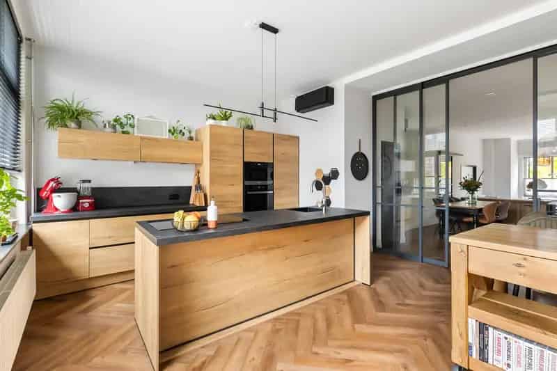 Luxe Herenhuis Jachthaven Sas van Gent