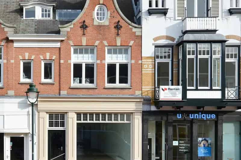 Winkel te Huur Hilversum s Gravelandseweg 225m2