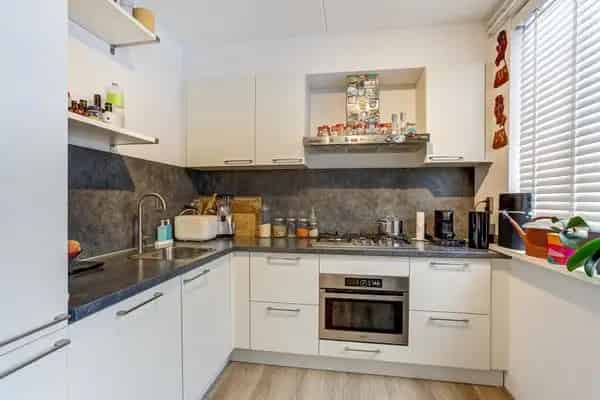 Instapklare gerenoveerde woning nabij centrum