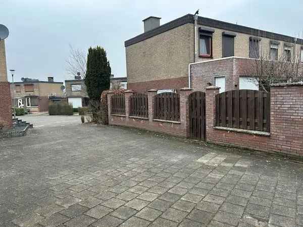 Twee Garages en Carport te Koop Vaals