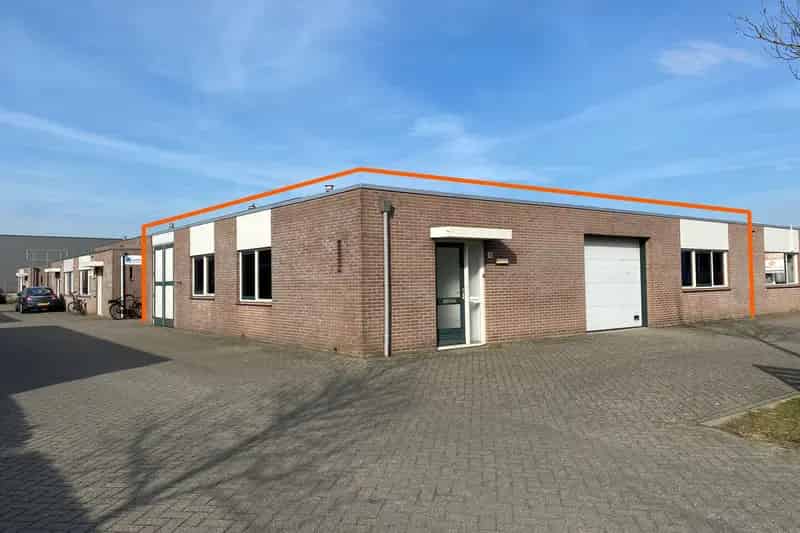 Bedrijfshal Dinxperlo te huur 236m2