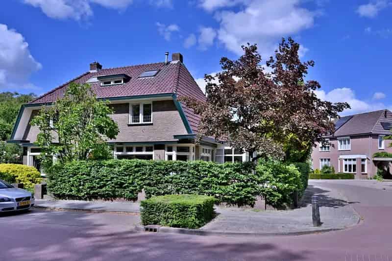 Jaren 30 woning te koop Brummen 3 slaapkamers moderne keuken
