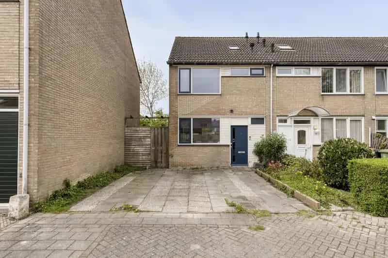 Ruime Hoekwoning 4 Slaapkamers Brouwershaven