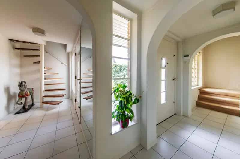 Huis te koop: Royale villa met zwembad en 6 slaapkamers in Bikbergen