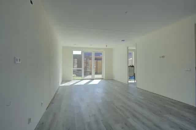Moderne Eengezinswoning 4 Kamers Heerhugowaard