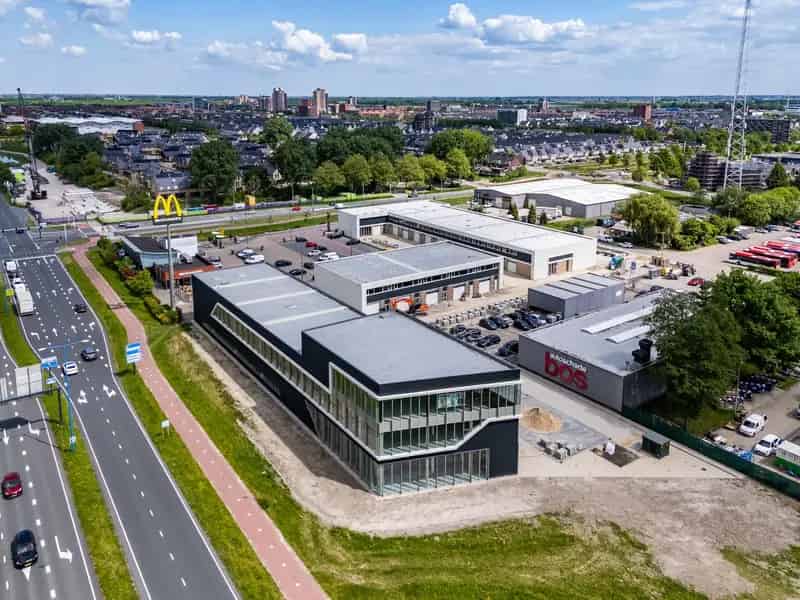 Bedrijfshal te Huur Zoetermeer Oosterhage 176m²
