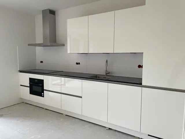 3 Kamer Appartement Hoofddorp 66m2 Huur Juli 2024