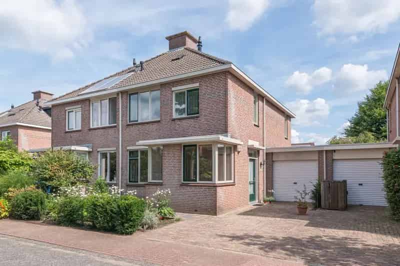 Huis te koop: Peter van Velpenlaan 23 3984 BN Odijk | Funda