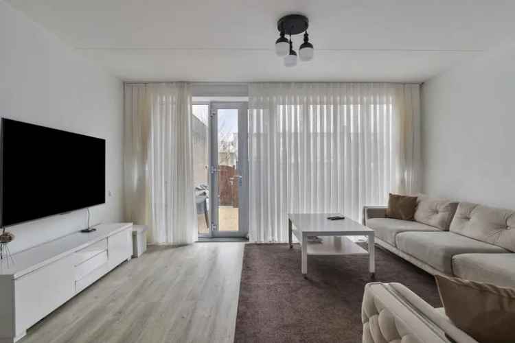 Rotterdam Zuid Ruime Familiewoning Tuin Parkeerplaats