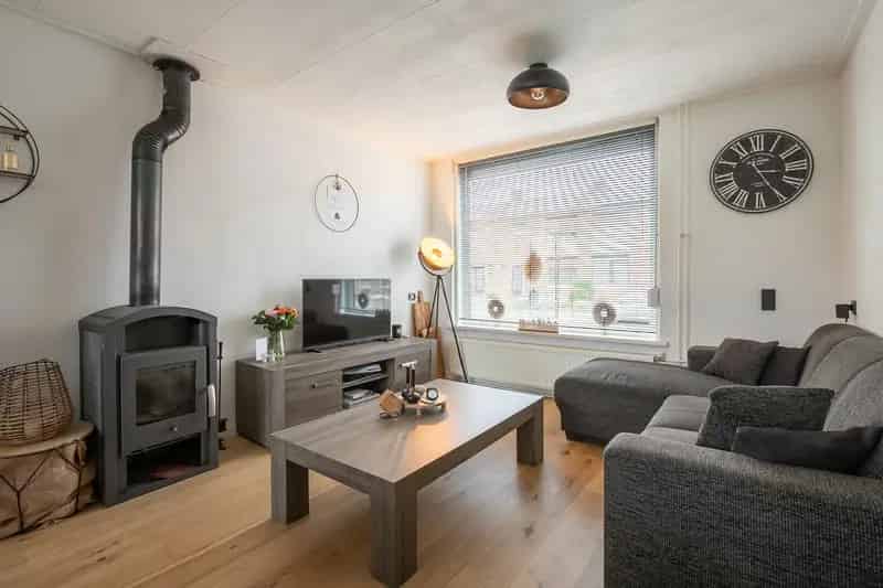 Tussenwoning Terwinselen 2 slaapkamers tuin zuiden