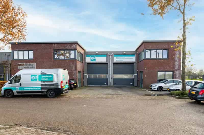 Bedrijfshal te huur Wijk en Aalburg 480m2
