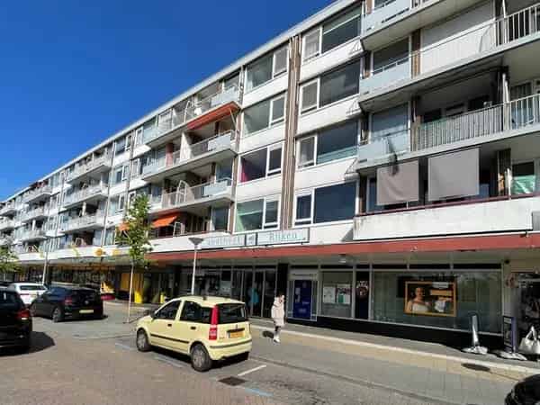 3 Kamer Appartement Rotterdam Lombardijen 74m2 Spinozapark