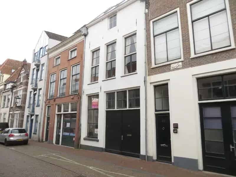 Studio-appartement Monumentaal Pakhuis Kampen
