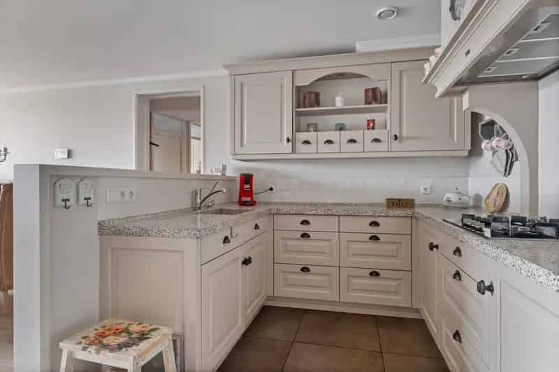 Appartement te koop s Gravenland 3 kamer appartement zuid terras