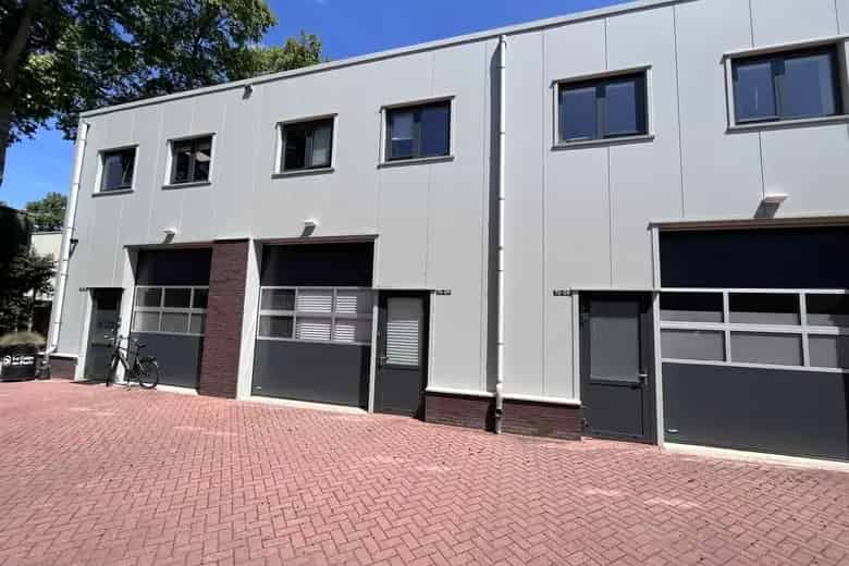 90 m2 Bedrijfsruimte te Huur Soest